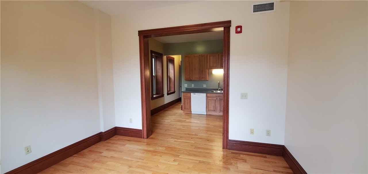 750 South Ave #202 - Photo 3 of 12