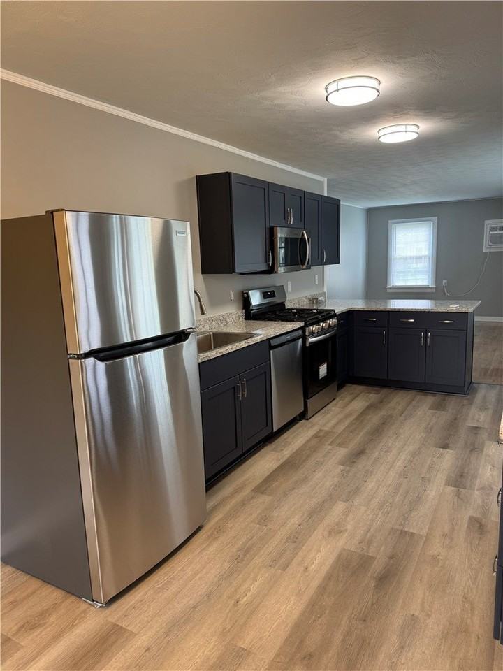 206 William Ln - Photo 4 of 11
