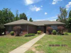 4660 Graham Dr - Photo 1 of 1