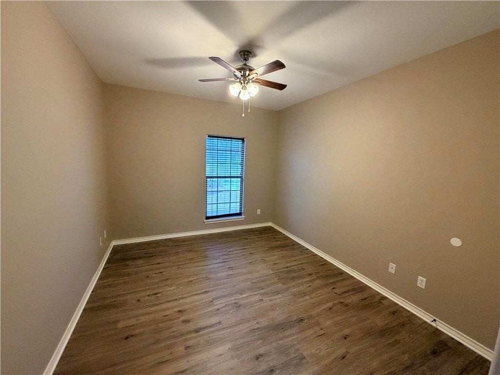 6230 Queen Jane St - Photo 7 of 29