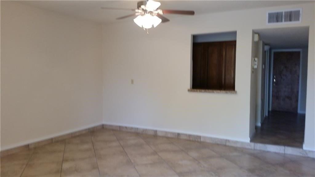 2725 Santa Fe St #E - Photo 2 of 14