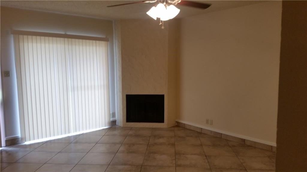 2725 Santa Fe St #E - Photo 3 of 14