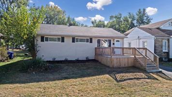 featured image of 3134 Medina Ave