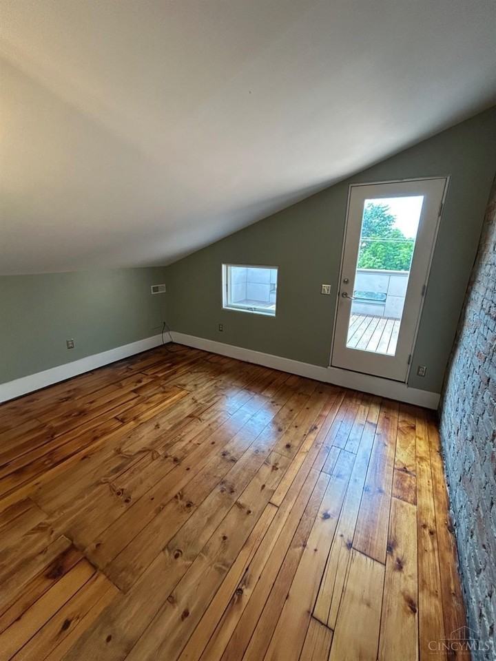 402 Liberty Hl - Photo 6 of 23