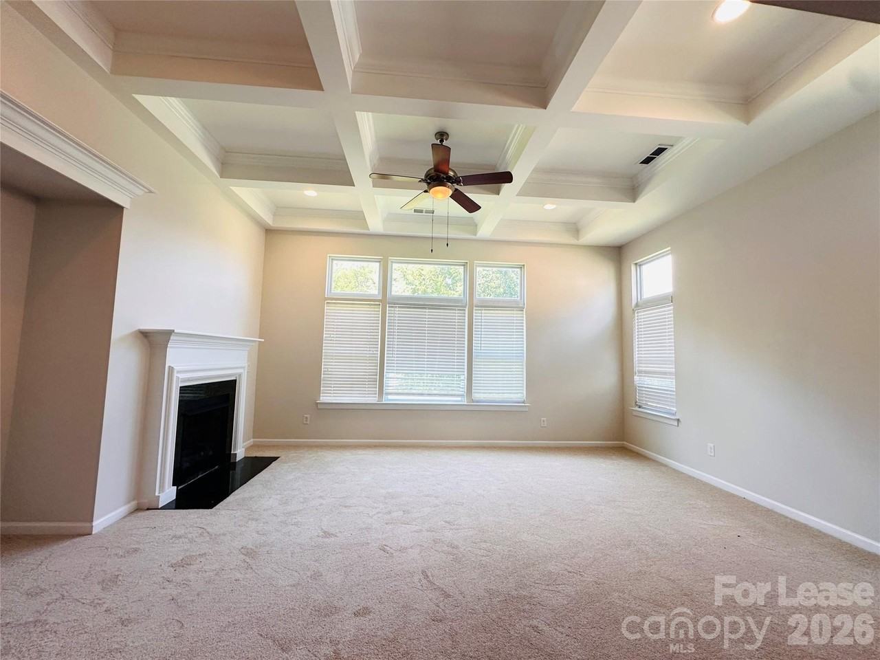 10326 Newbridge Rd - Photo 5 of 16
