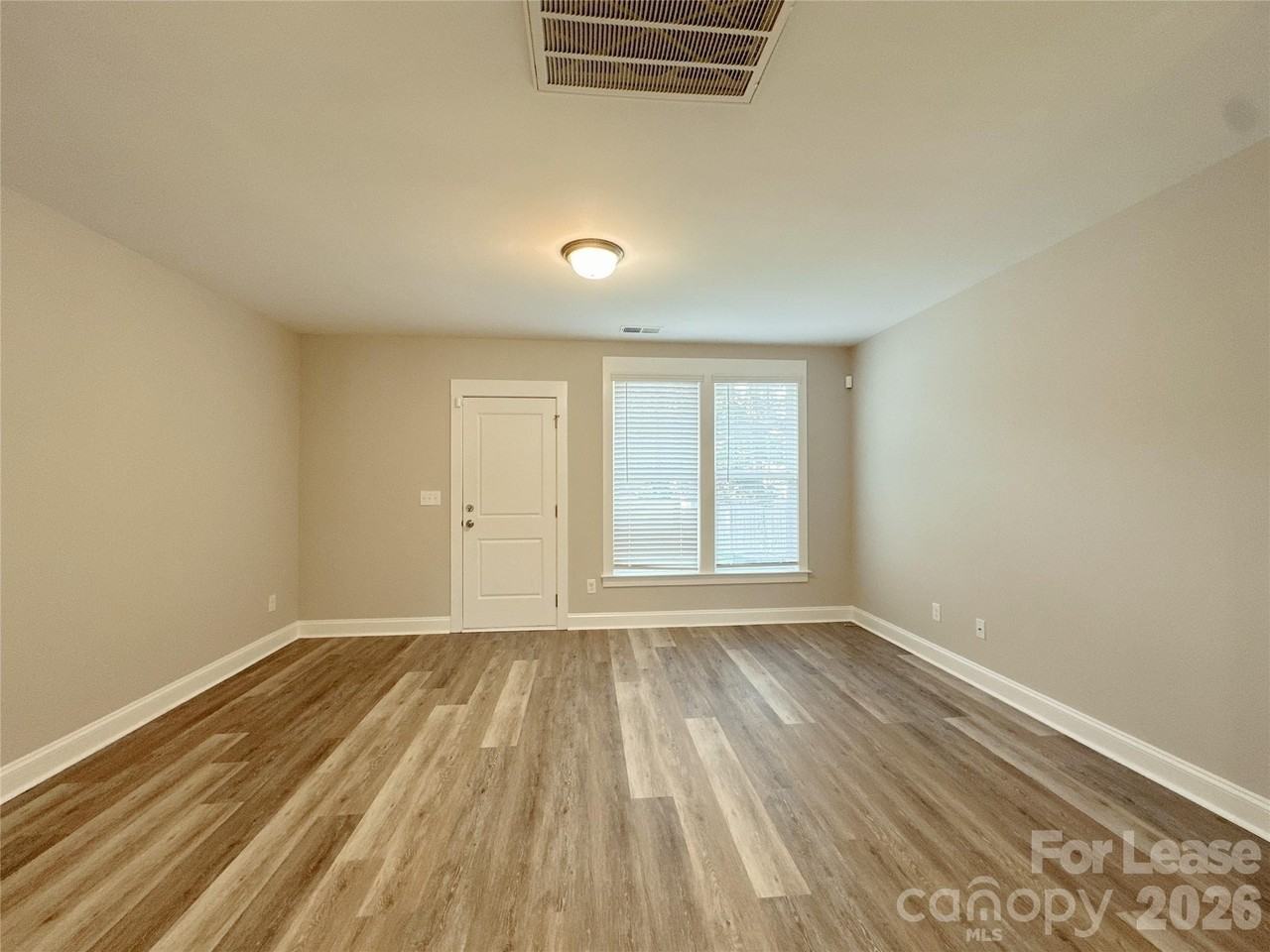 807 Mcarthur Ave - Photo 6 of 18