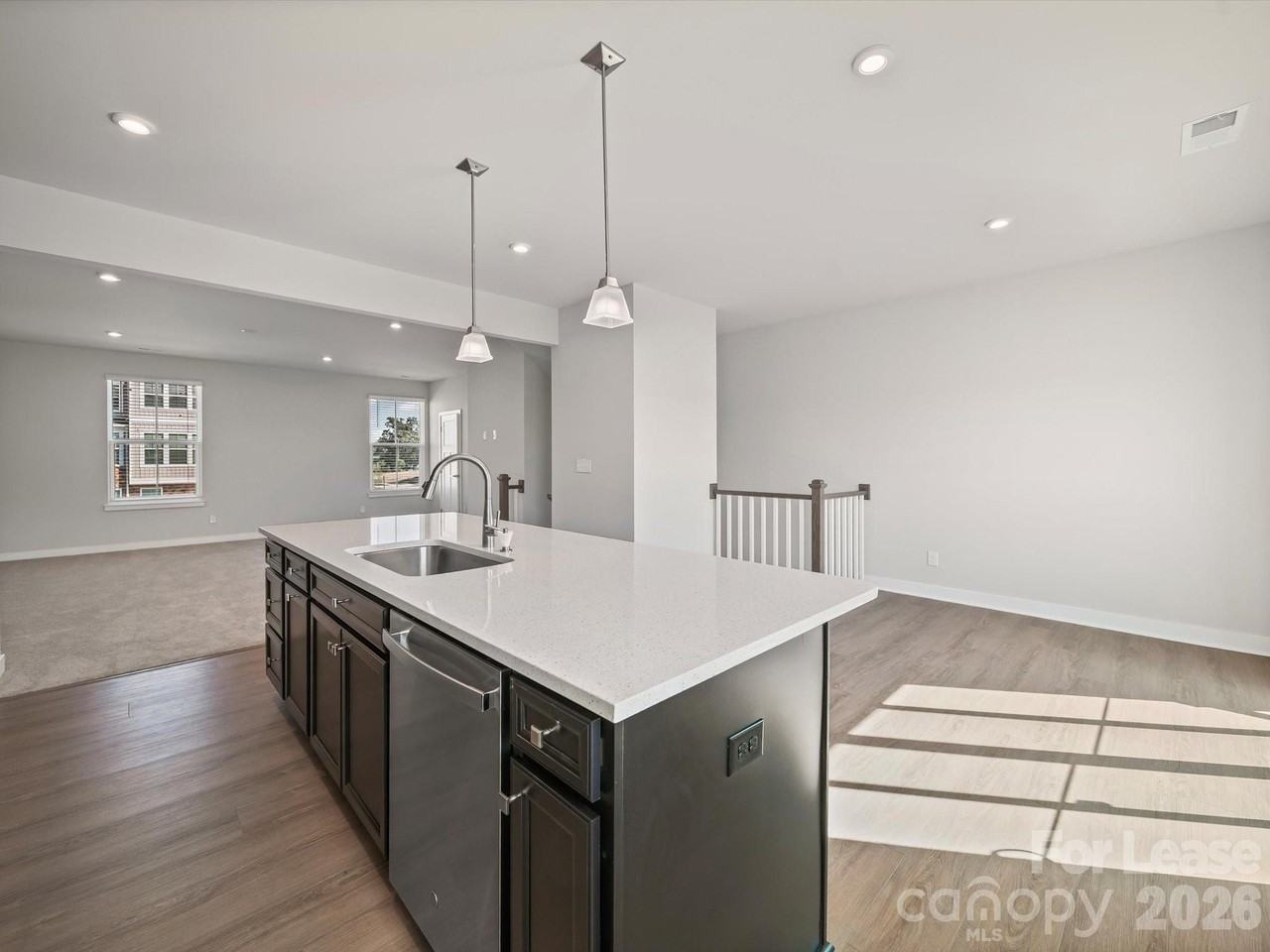 9922 Oaklawn Blvd Nw - Photo 4 of 37