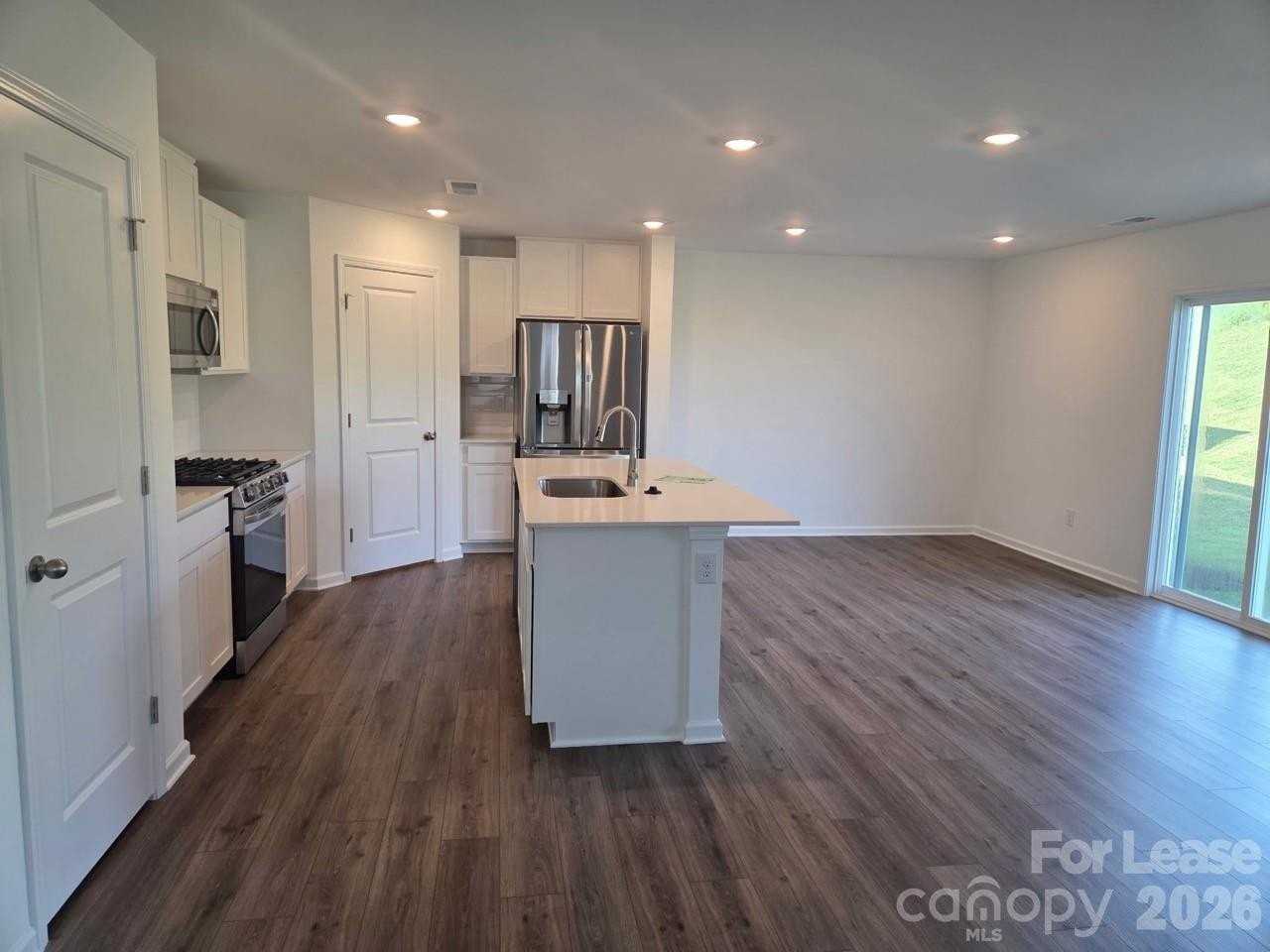718 Espresso Dr - Photo 3 of 19