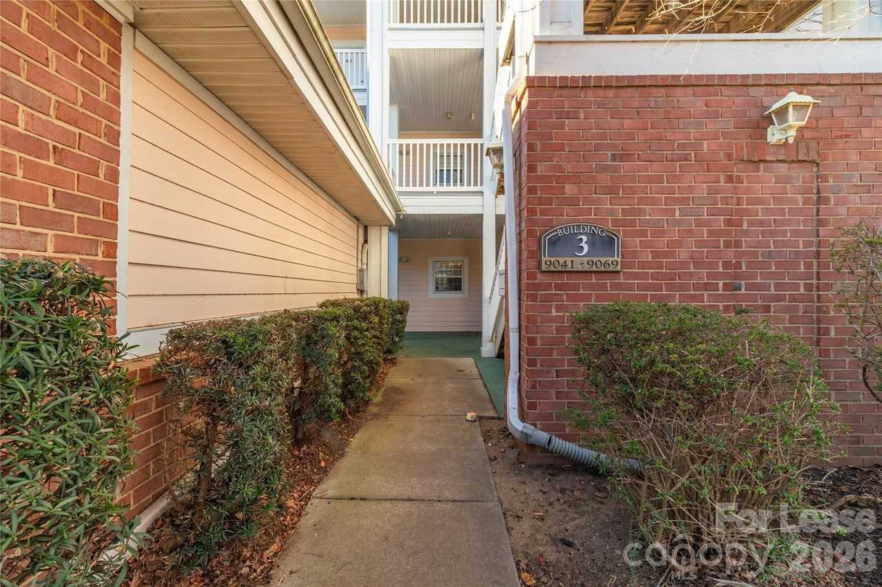 9047 Meadow Vista Rd #104 - Photo 3 of 31