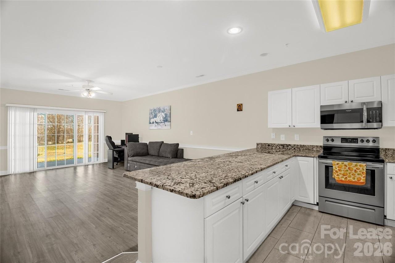 9047 Meadow Vista Rd #104 - Photo 6 of 31