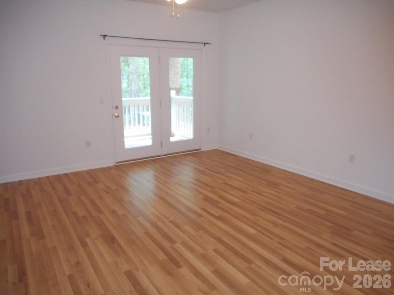 12057 Copper Mountain Blvd - Photo 5 of 28
