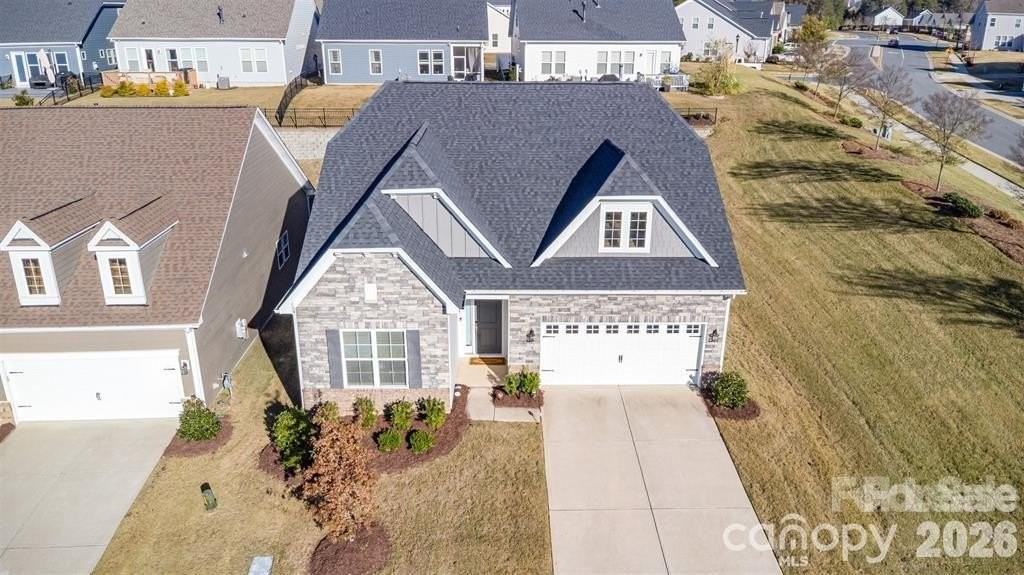 19004 Dry Narrows Way - Photo 2 of 14