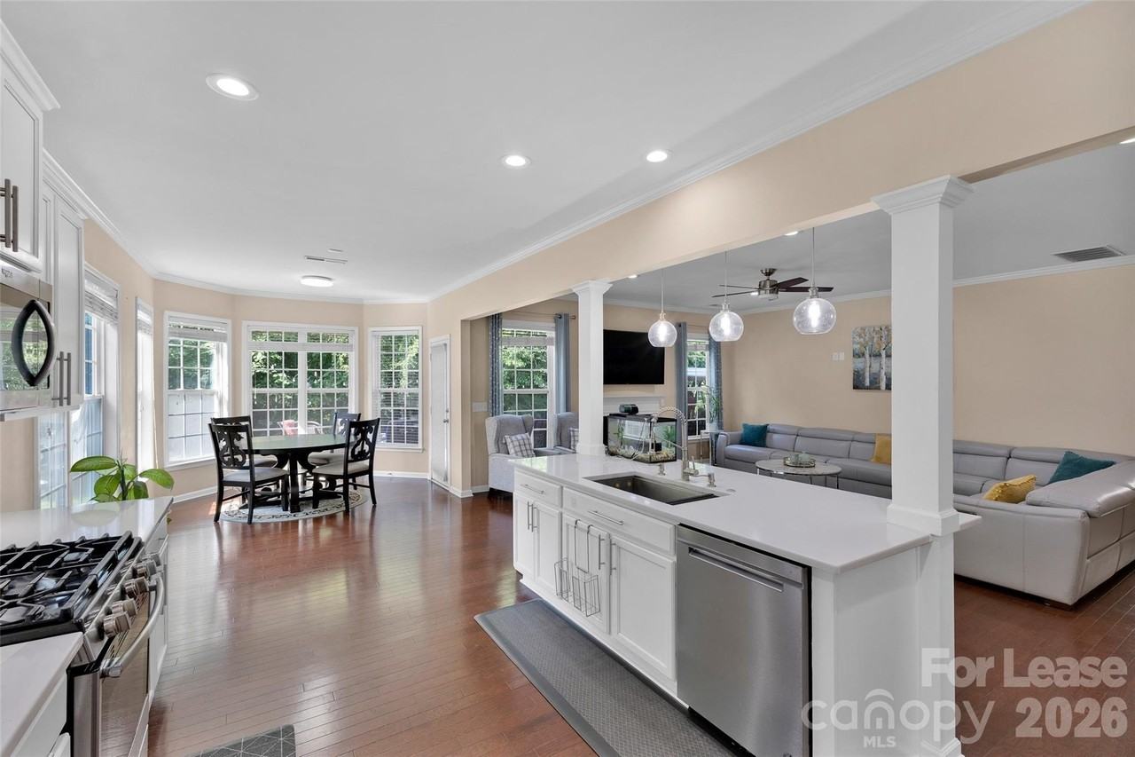 9312 Ardrey Woods Dr - Photo 6 of 37