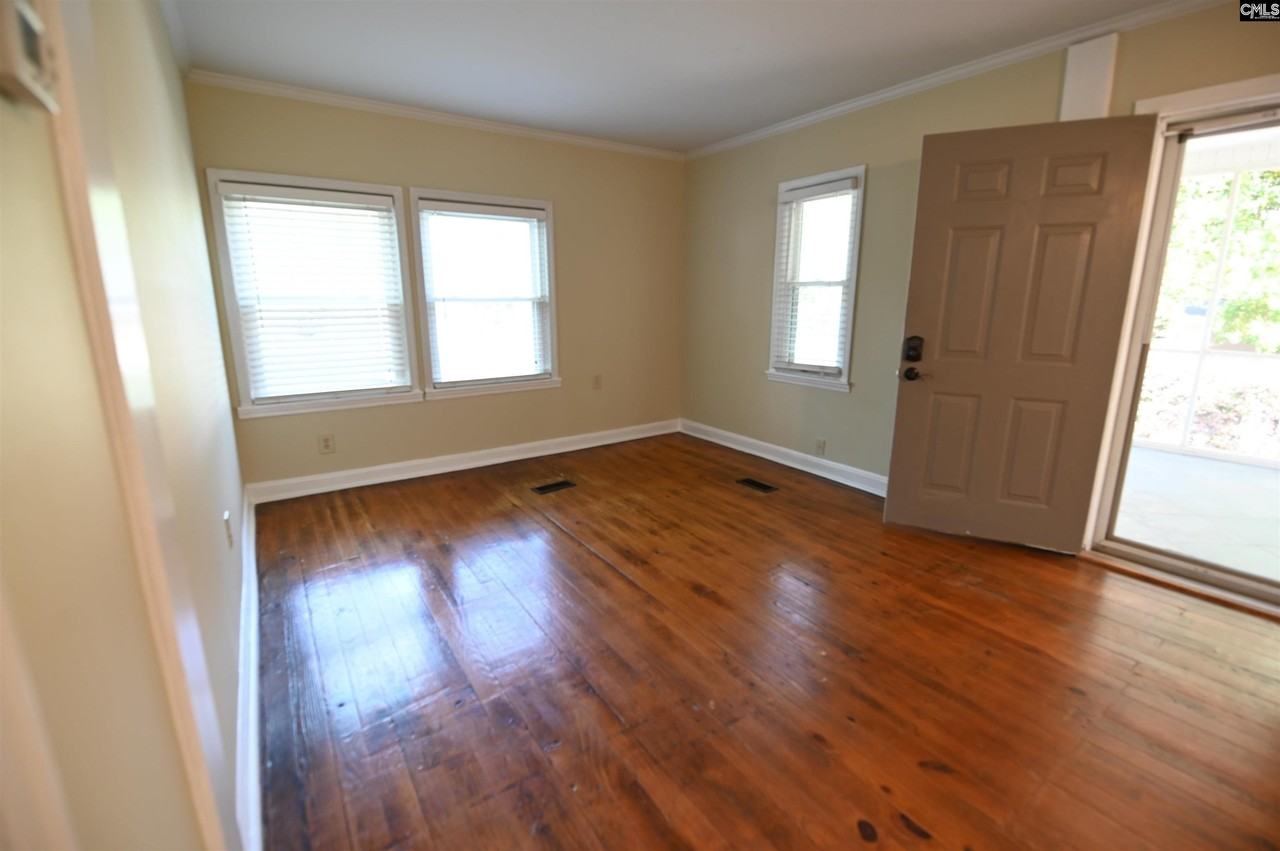 217 Forest Bickley Rd - Photo 5 of 29
