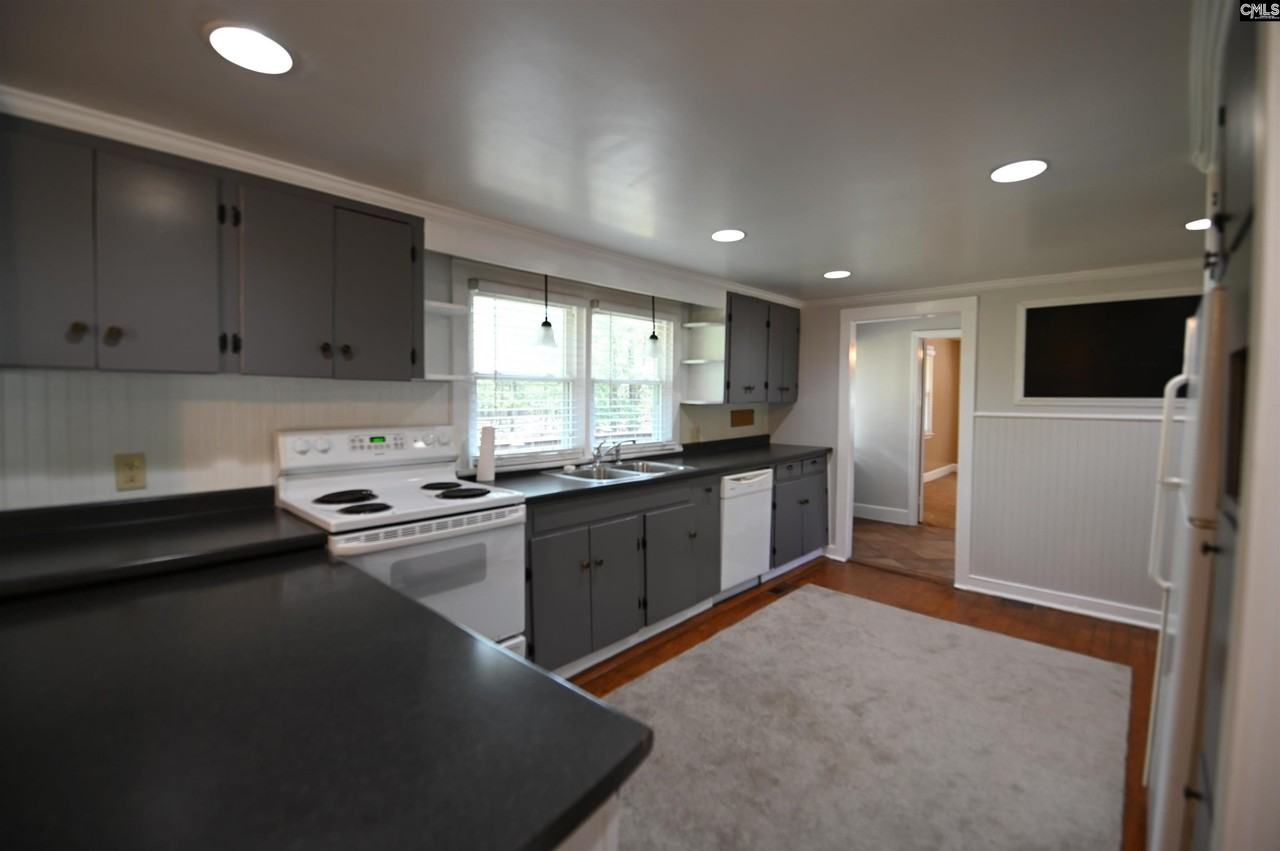 217 Forest Bickley Rd - Photo 7 of 29