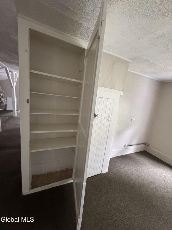 123 Guideboard Rd #3 - Photo 6 of 12
