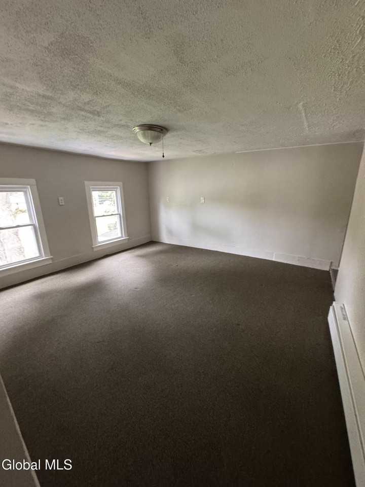 123 Guideboard Rd #3 - Photo 7 of 12