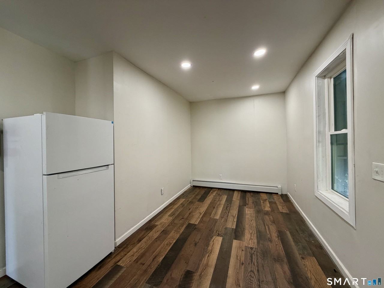 59 East St #3 - Photo 4 of 10