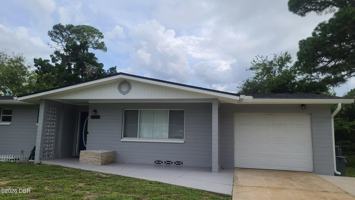featured image of 2222 Harvard Rd