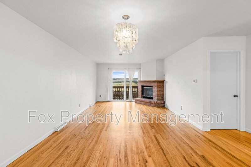1558 Greenbriar Blvd - Photo 6 of 27