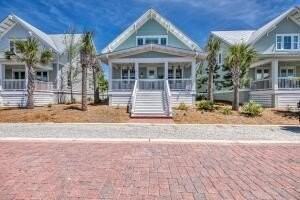 featured image of 41 Clipper St