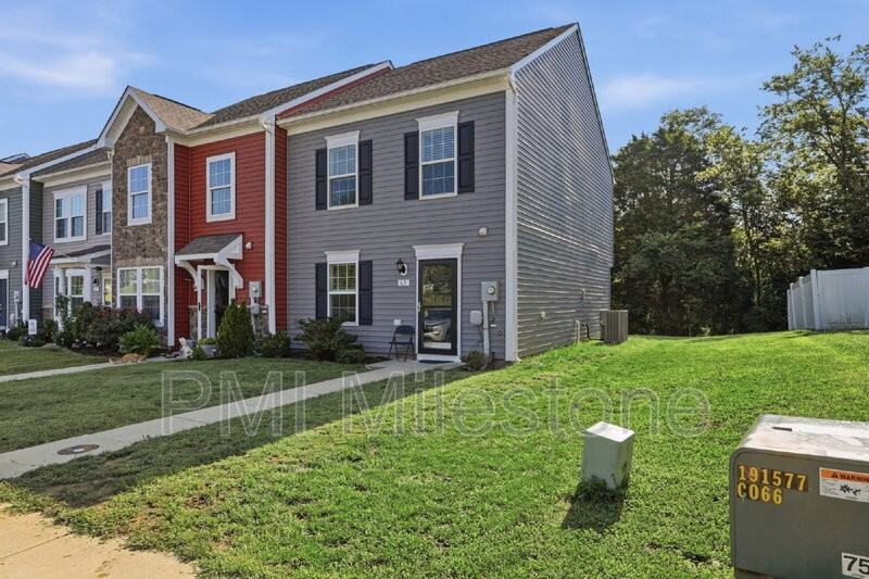 65 Darien Dr - Photo 2 of 28