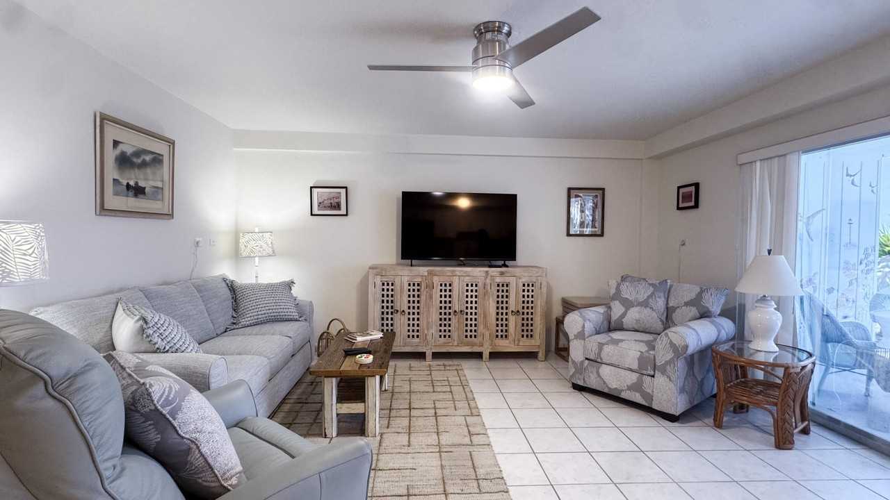 223 El Capitan Dr #A - Photo 3 of 10