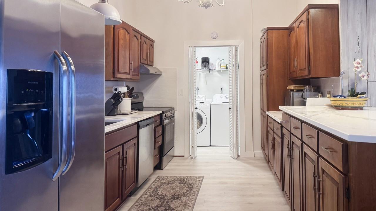 223 El Capitan Dr #B - Photo 6 of 15