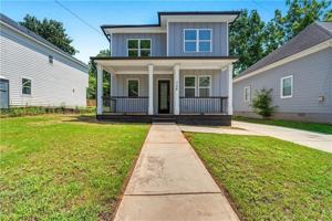 featured image of 726 Windsor St Sw