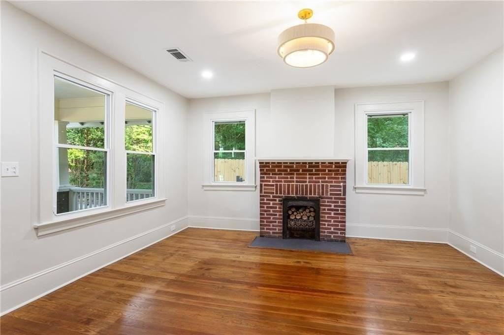 4435 Oakdale Rd Se - Photo 6 of 39