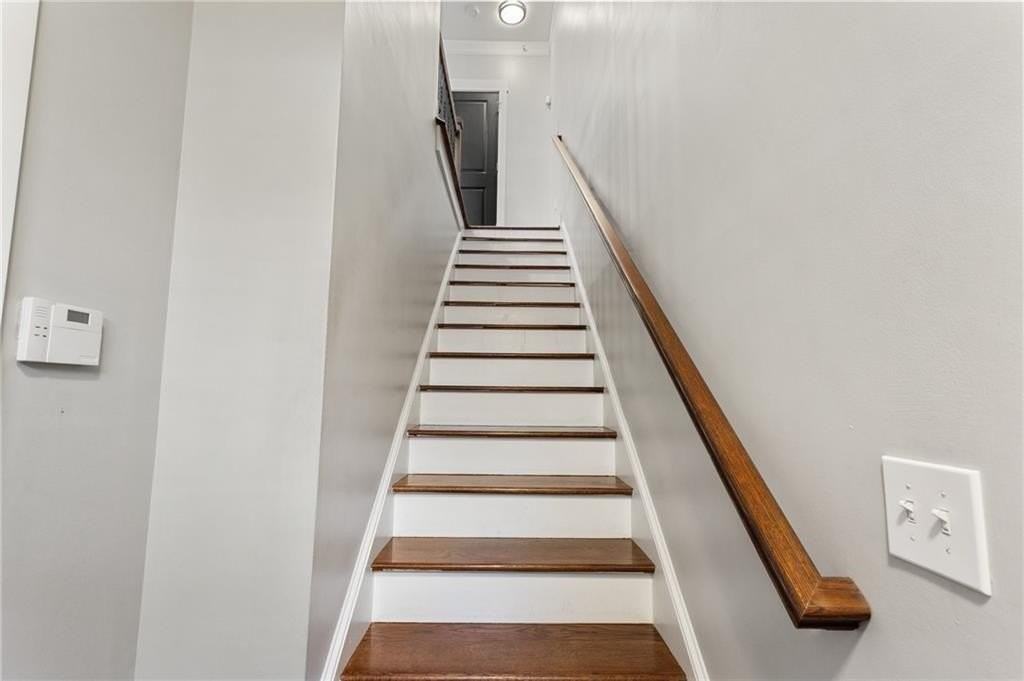221 Semel Cir Nw #260 - Photo 5 of 40