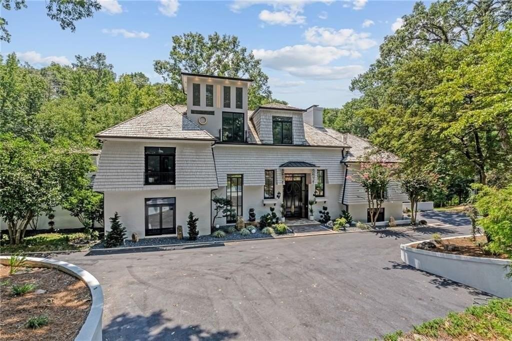3946 Paces Ferry Rd Nw #3946 - Photo 2 of 50