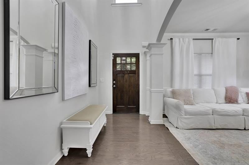 6185 Vista Crossing Way - Photo 7 of 36