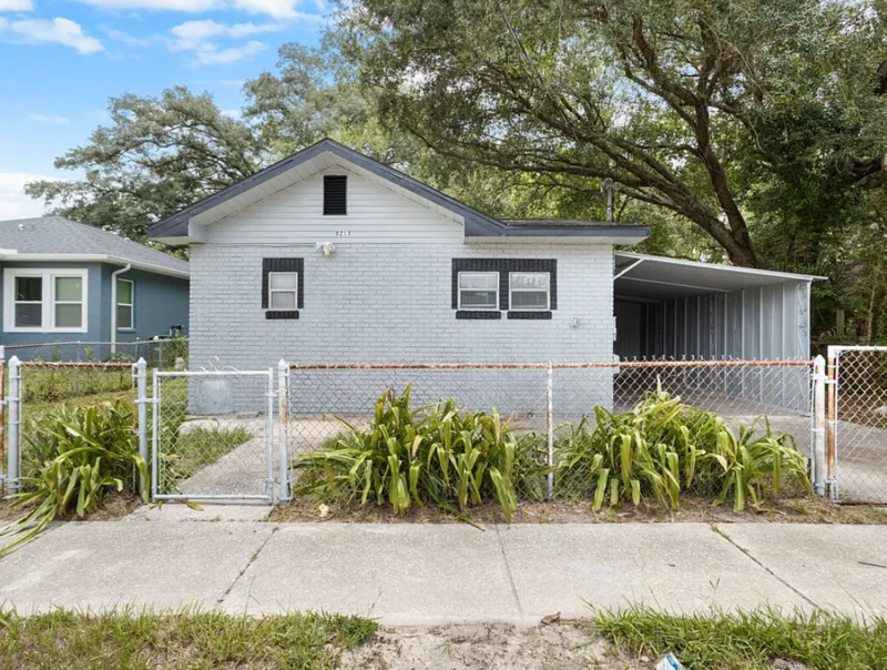 8213 N Elmer St - Photo 2 of 35