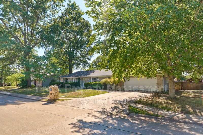 5519 S Dollison Ave - Photo 2 of 21