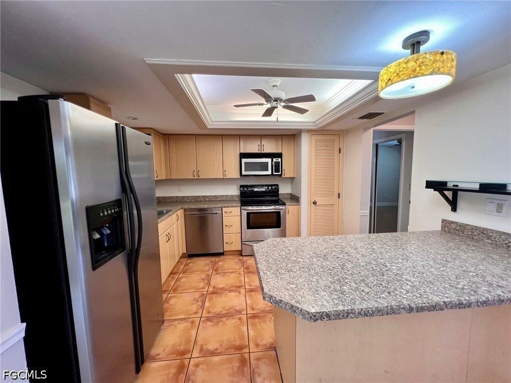 4116 Sw 9th Pl - Photo 6 of 17