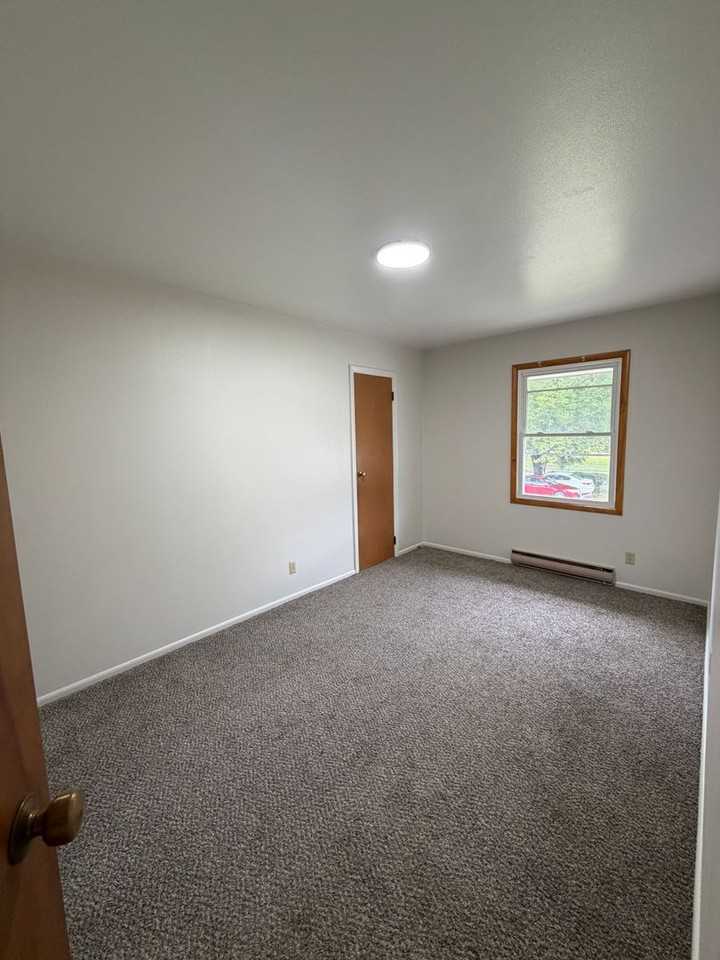 2006 West Woodriver Drive - Photo 6 of 14