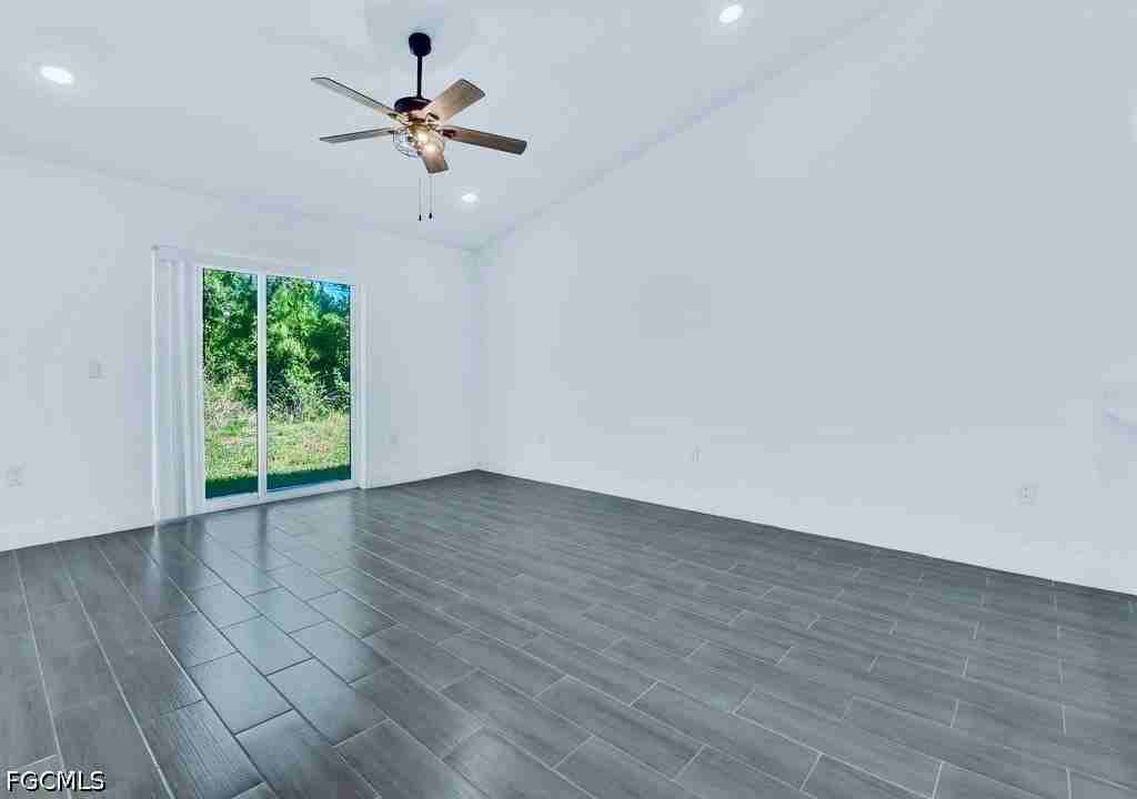 851 Bedford Dr - Photo 7 of 34