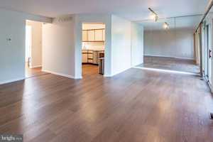 featured image of 1901 Monroe Ln