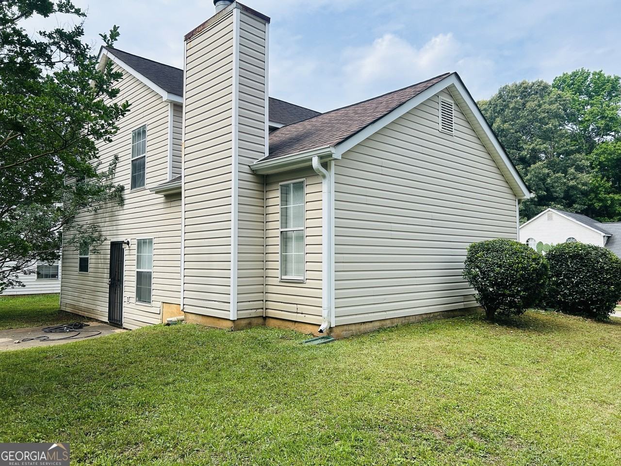 7018 New Dale Rd - Photo 3 of 31
