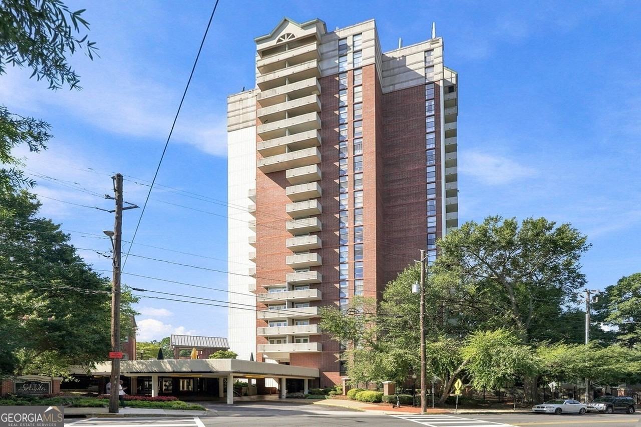 375 Ralph Mcgill Blvd Ne #401 - Photo 4 of 42