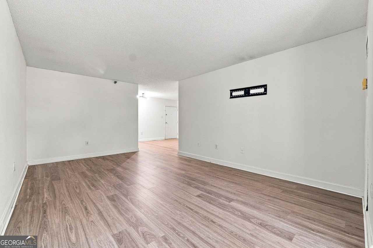 375 Ralph Mcgill Blvd Ne #401 - Photo 6 of 42