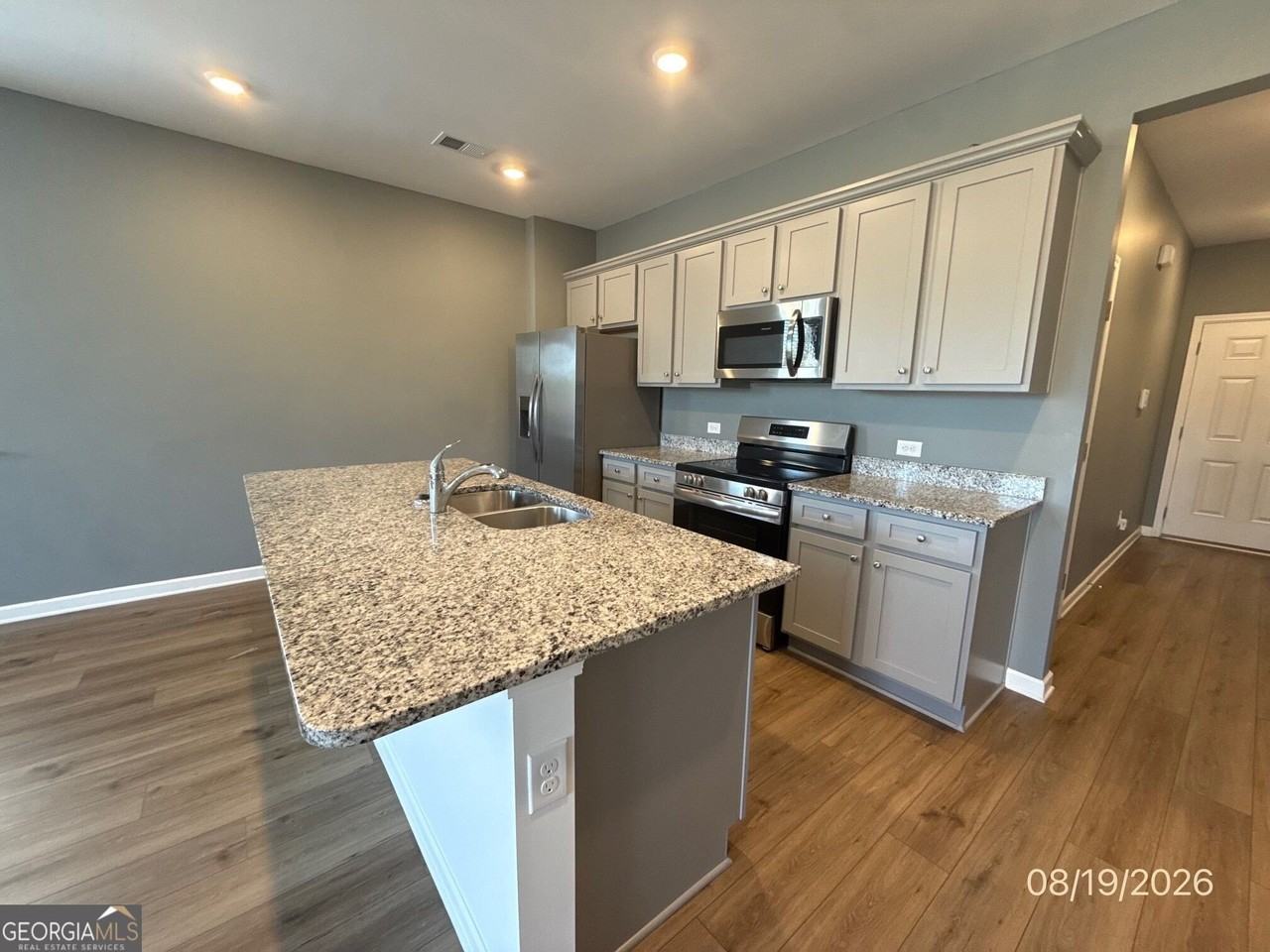 229 Kenoot Dr - Photo 3 of 11