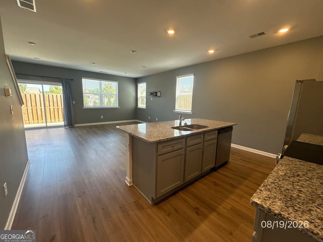 229 Kenoot Dr - Photo 4 of 11