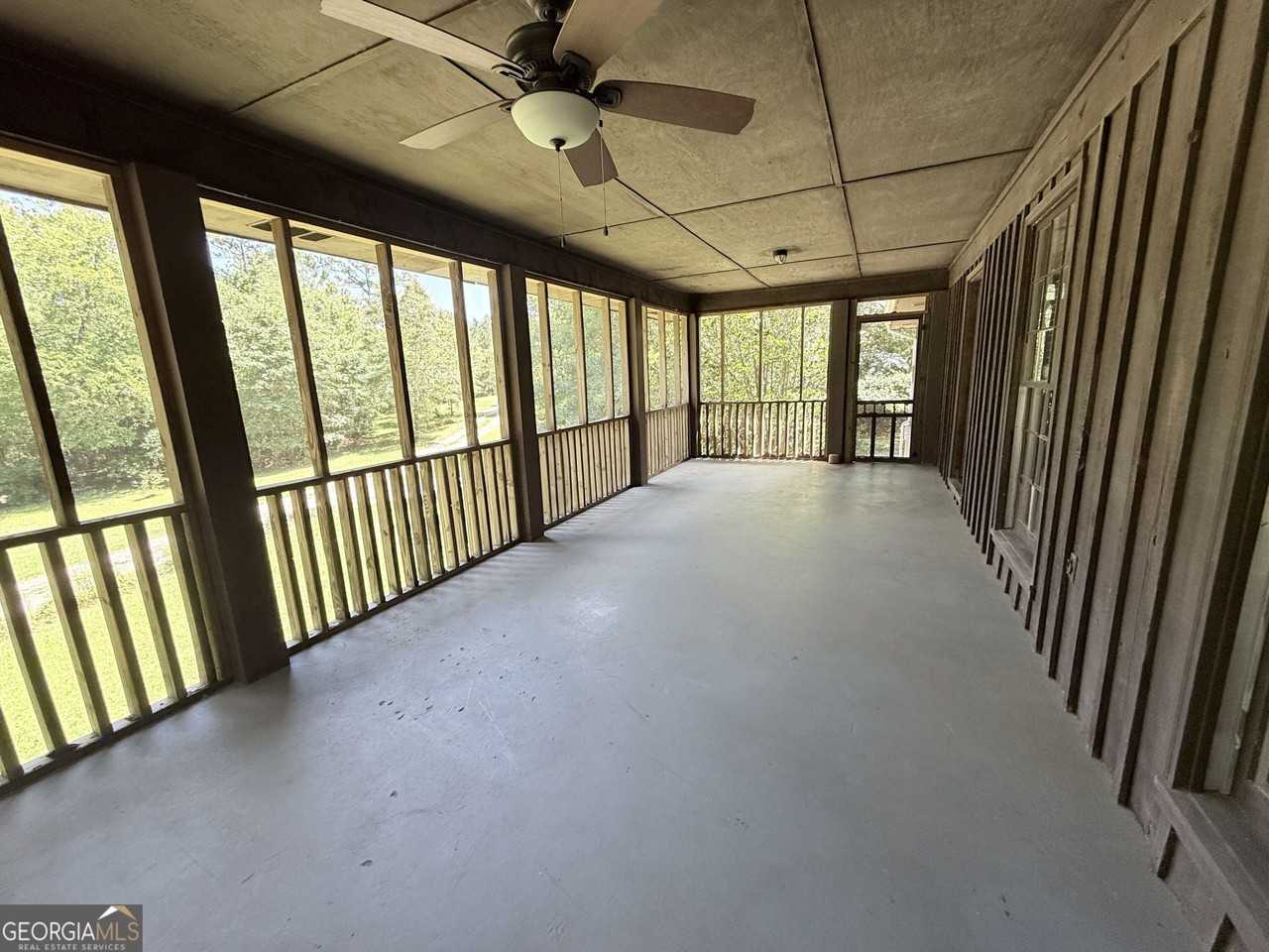 1514 Humphries Rd Nw - Photo 4 of 25