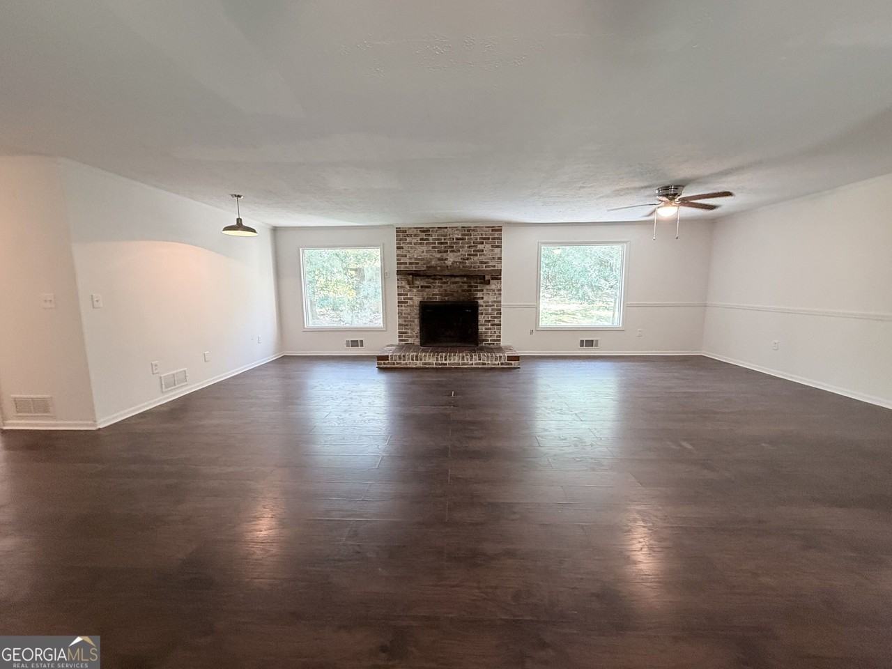 1514 Humphries Rd Nw - Photo 6 of 25