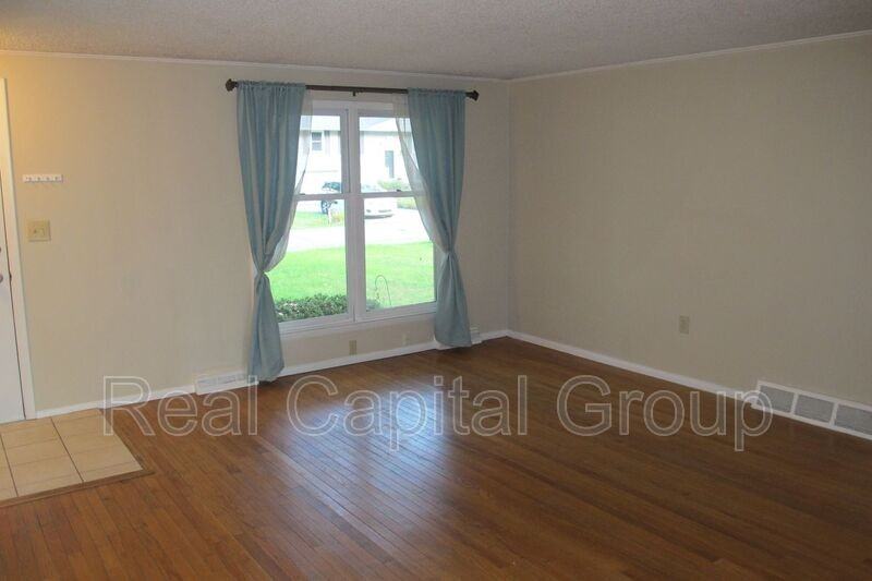 9 Prospect Dr - Photo 2 of 26