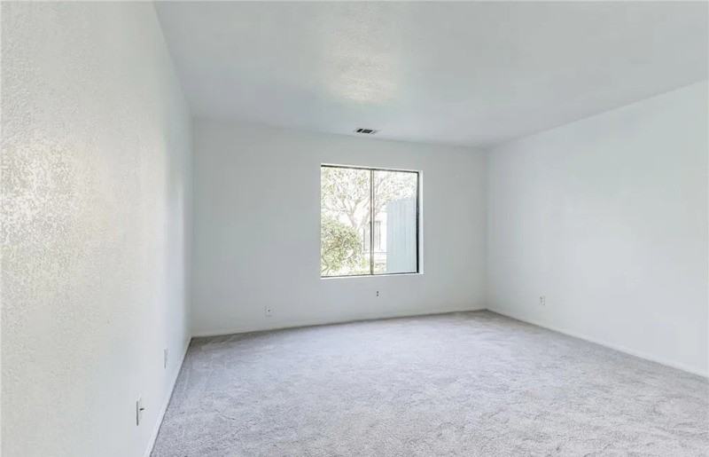 20545 S Vermont Ave #6 - Photo 5 of 9