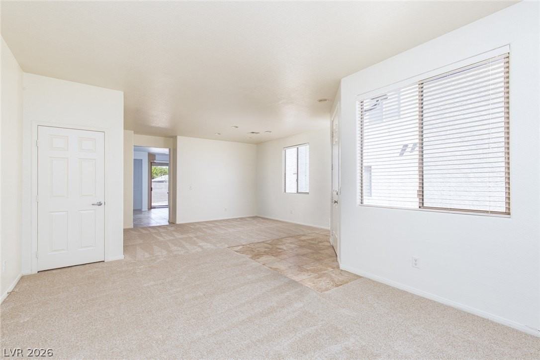 787 Rise Canyon Dr - Photo 5 of 29