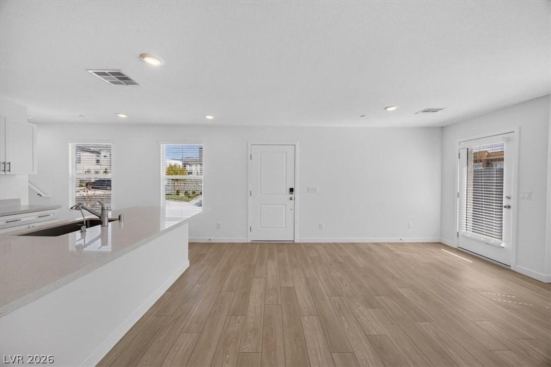 295 Grunt Ave #2 - Photo 3 of 31